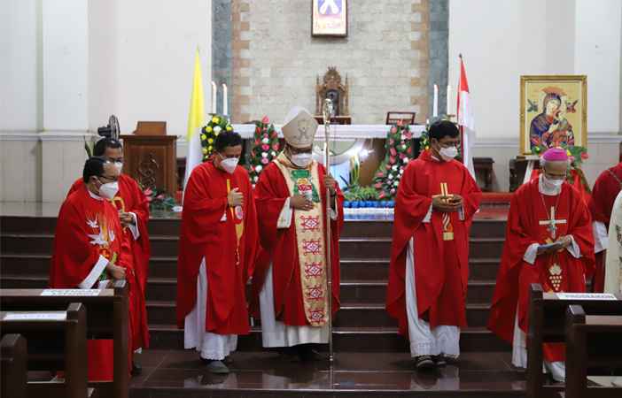 Gereja Sinodal KAM : Siapa Teman Perjalanan Gereja?